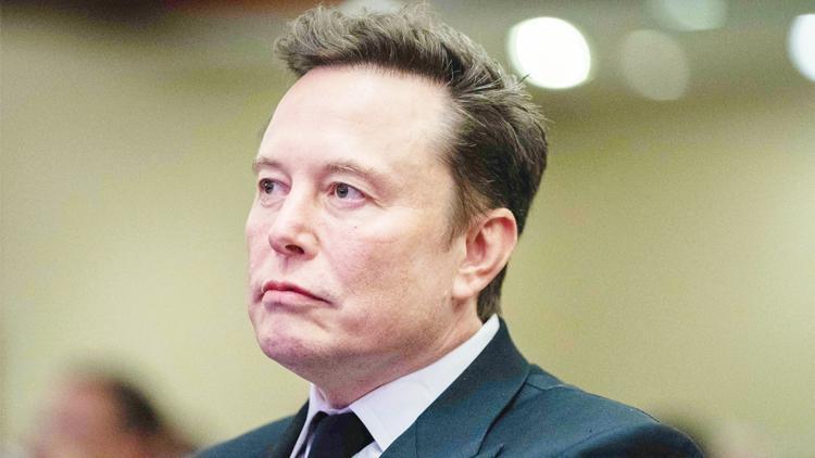 Musk’ı kendi yapay zekâsı vurdu